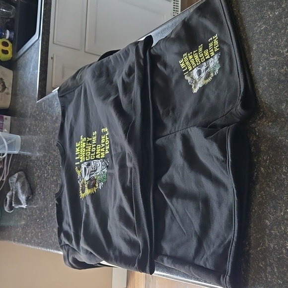 Matching set - Picture 1 of 6